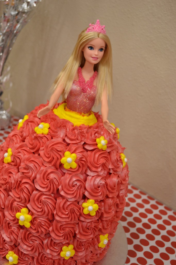 Craft_Party_Barbie_Cake